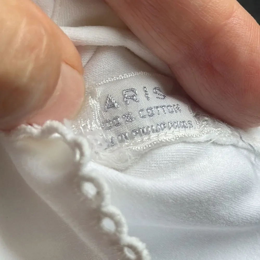 Vintage Aris white cotton wrist gloves with eyelet‎ hem